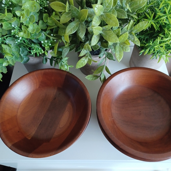 Vintage Wooden Bowls - Picture 10 of 10